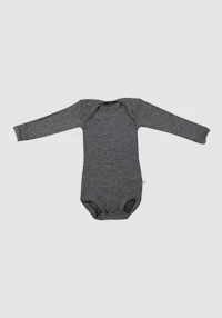 Langermet body i økologisk merinoull til baby