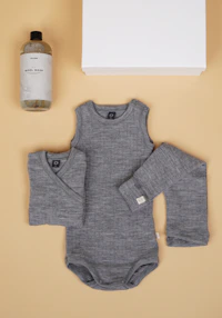 Babysett grå