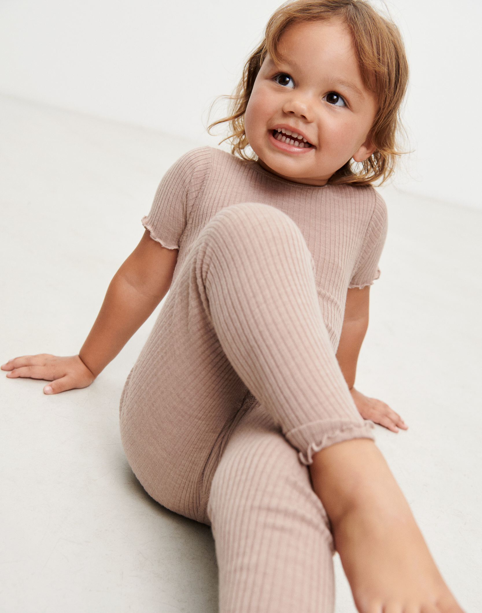 Legging a bords fronces en laine de merinos pour bebe