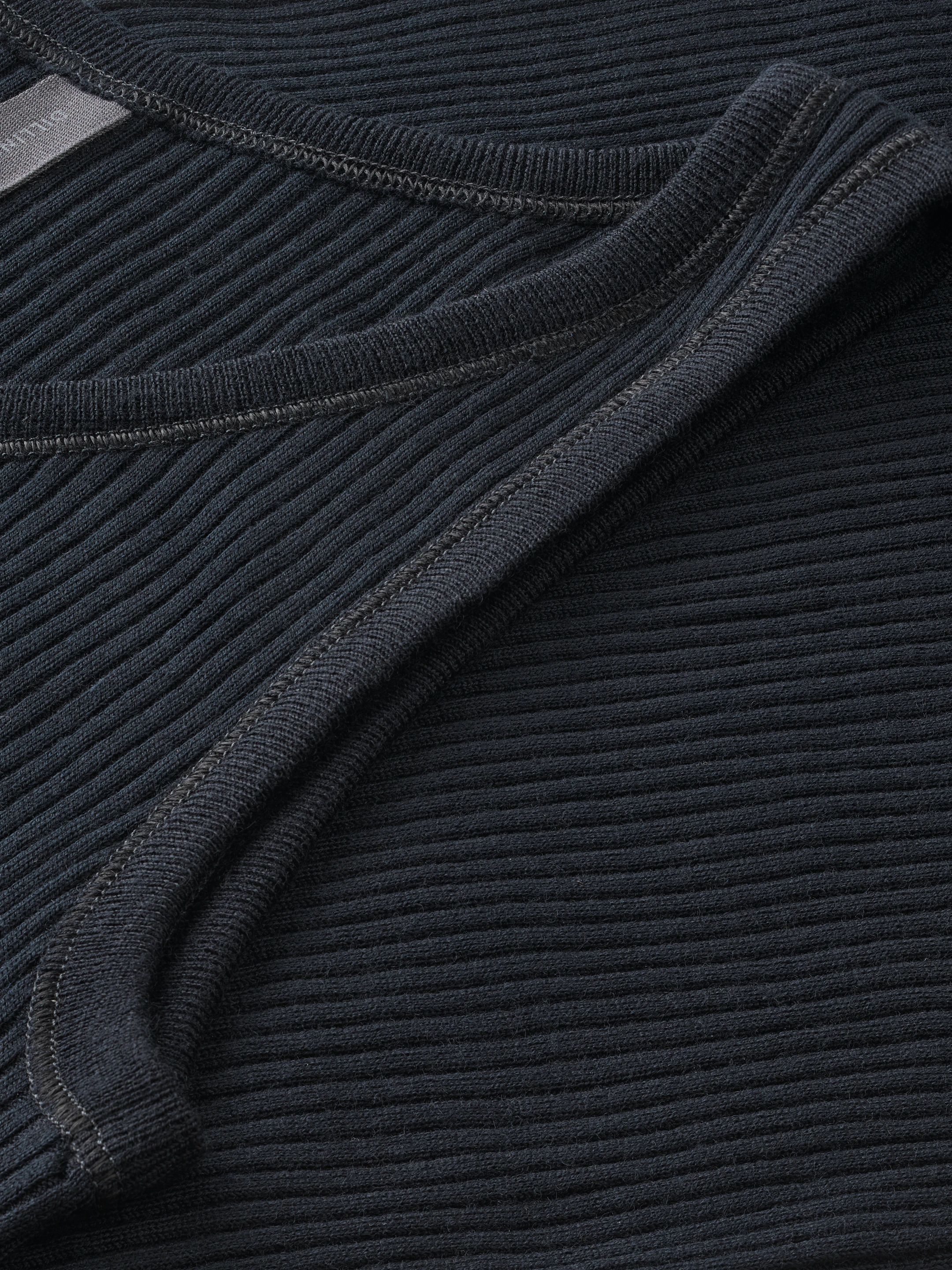 Débardeur à bretelles en laine mérinos et soie - €49.99 Débardeur à bretelles en laine mérinos et soie - €49.99