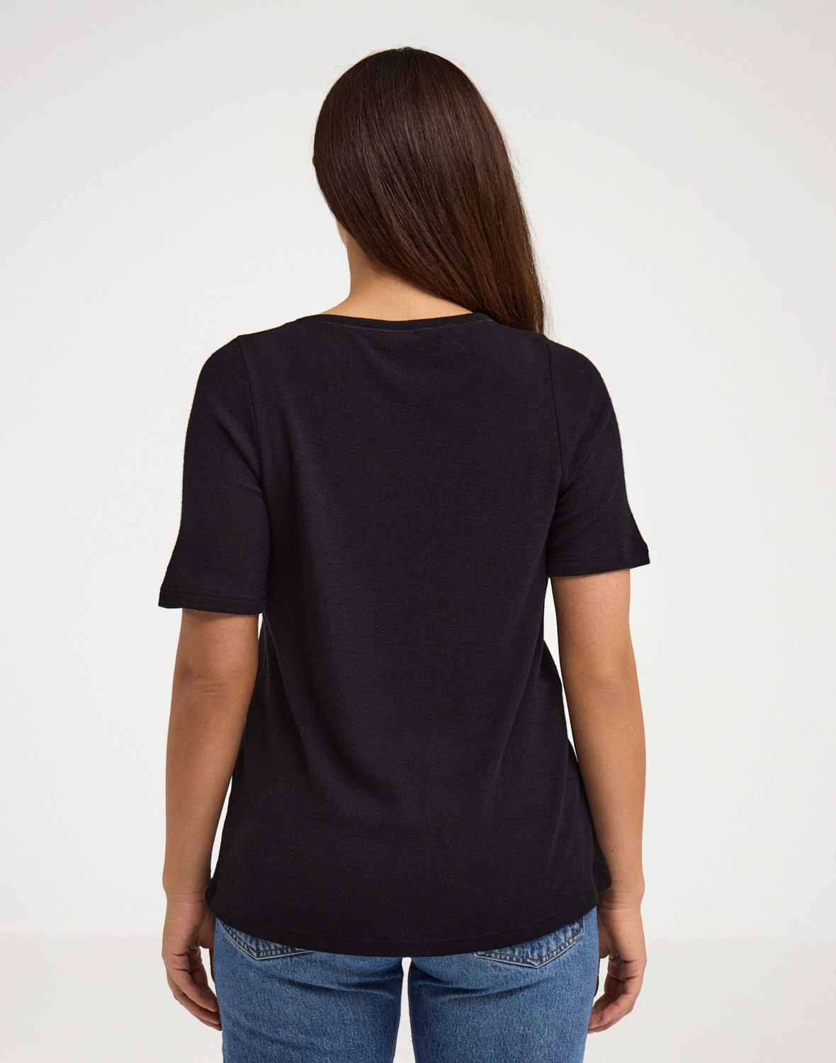 Women's merino wool T-shirt in Black - $60.99 - Dilling