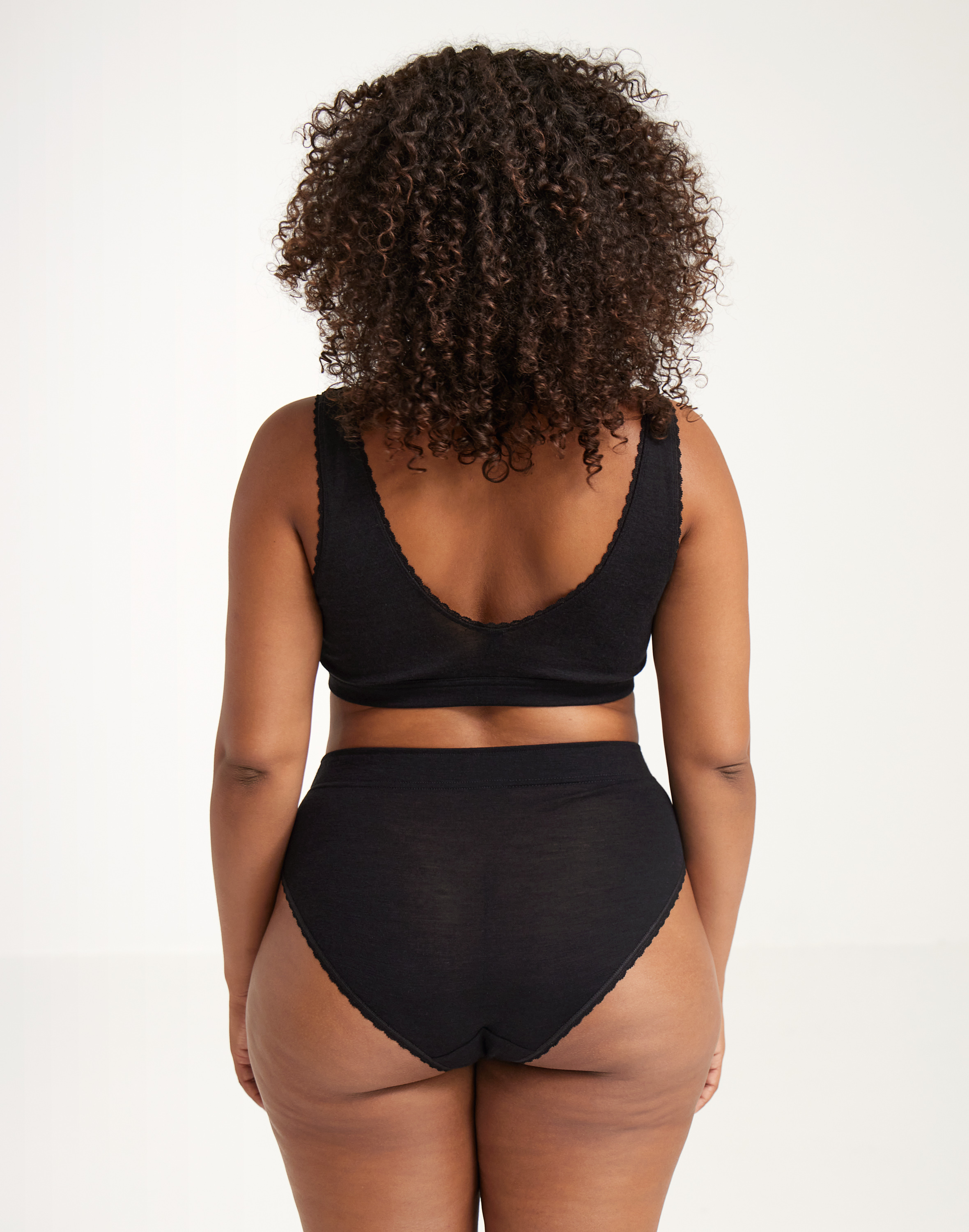 Bralette med blonder 8