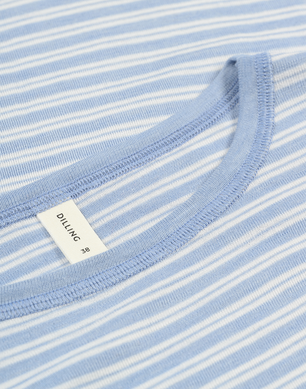 Long sleeve top with high O-neck babylock 4