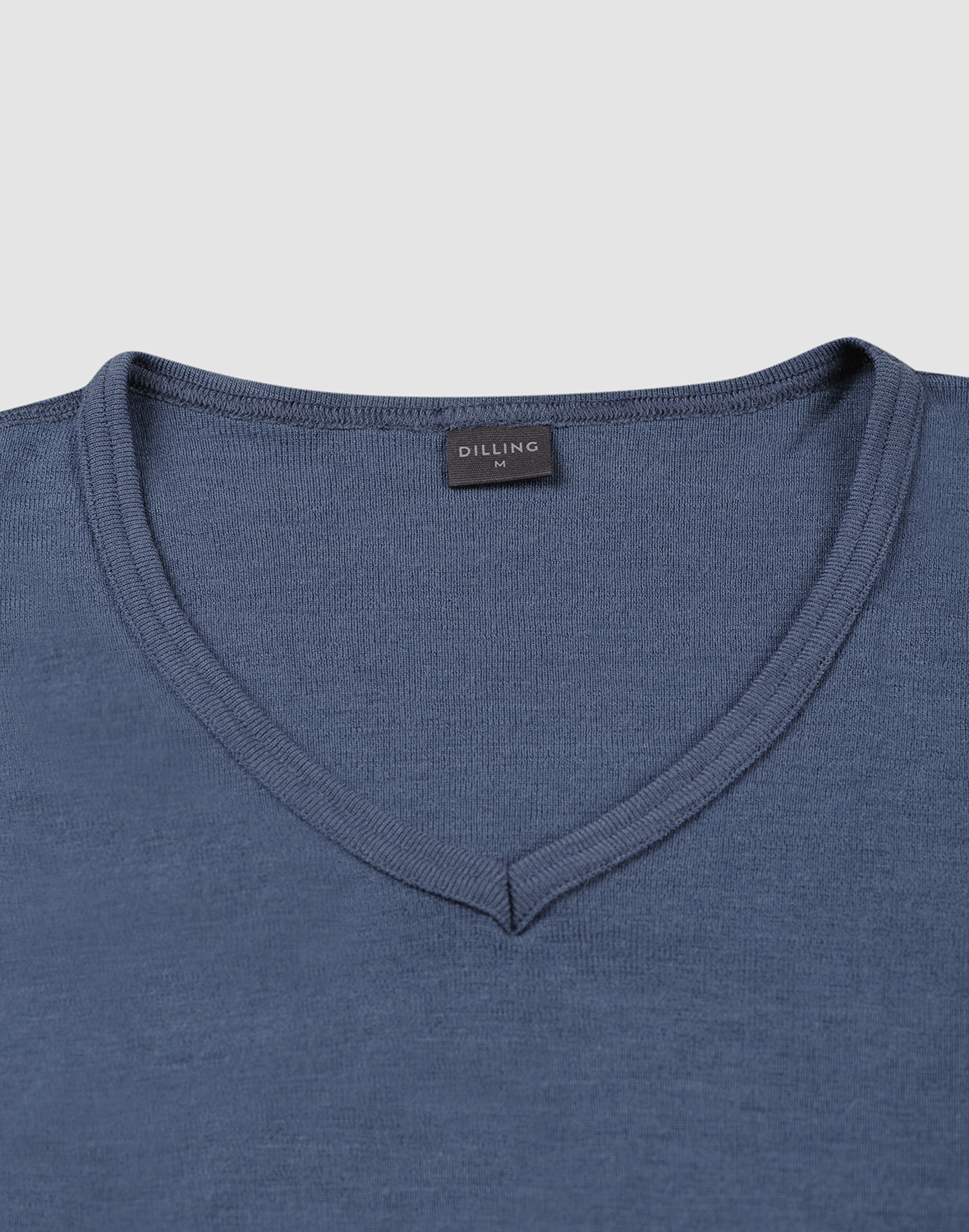 T-shirt with V-neck 2