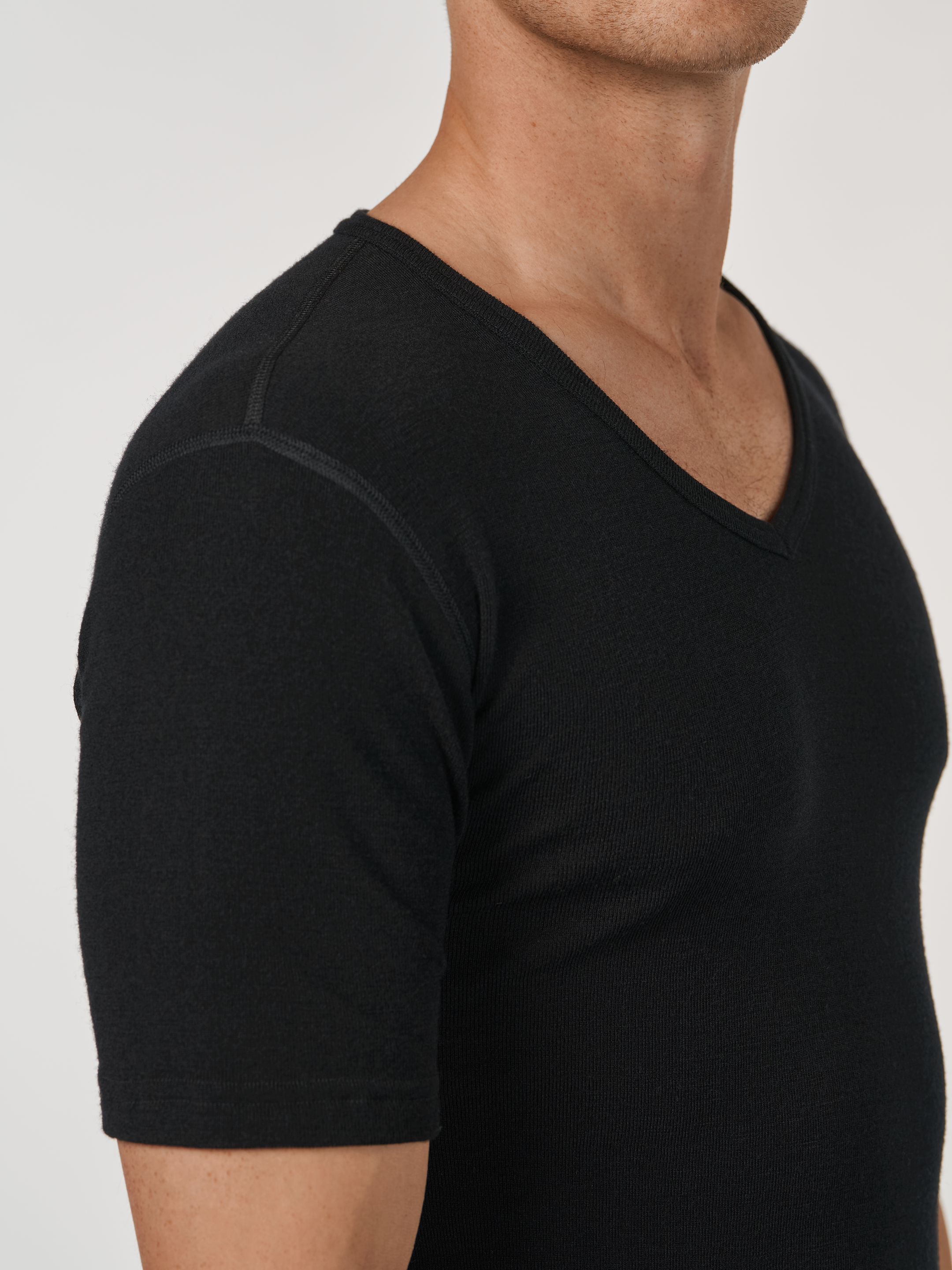 T-shirt with V-neck 6