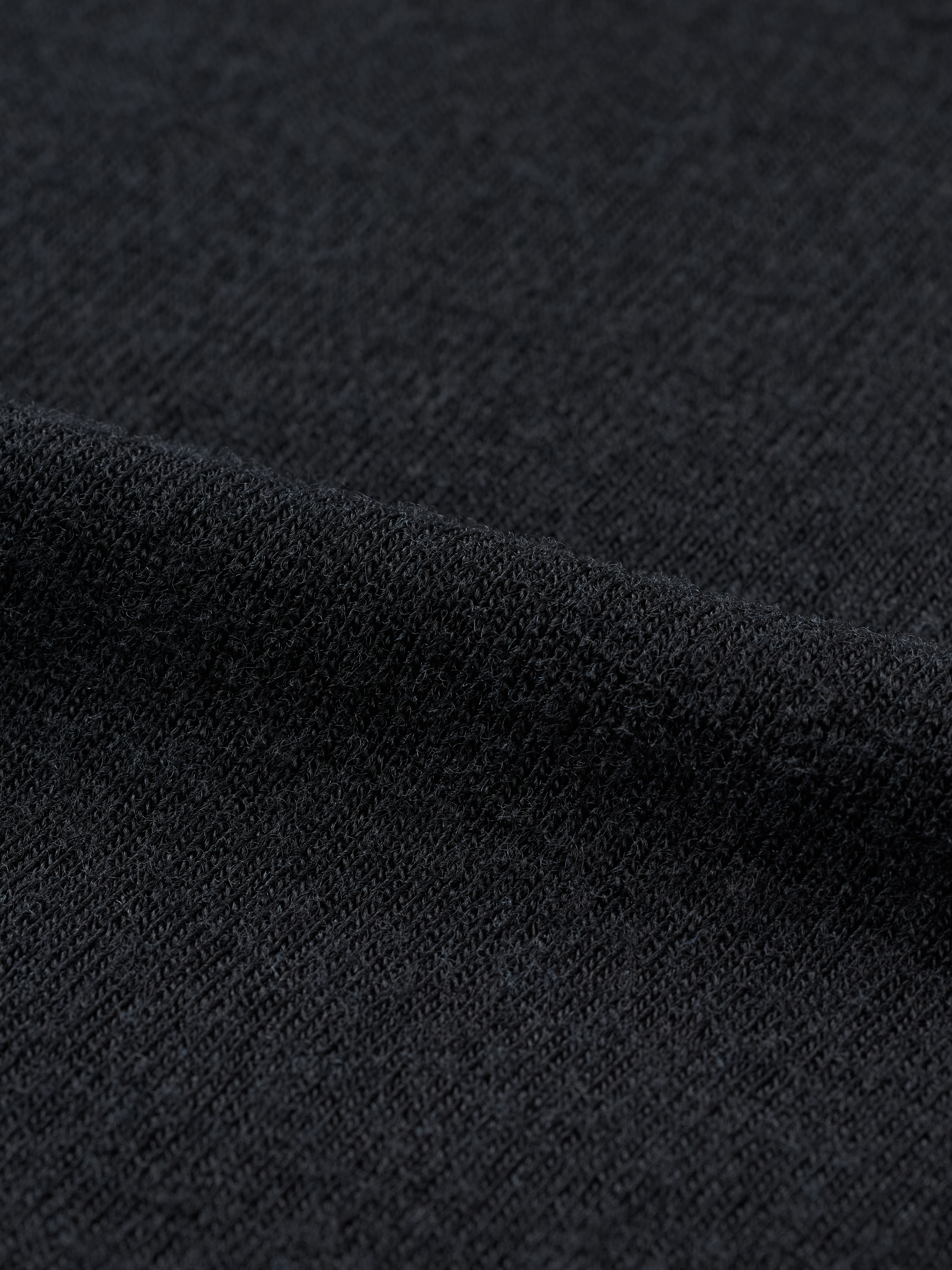 T-shirt with V-neck 9