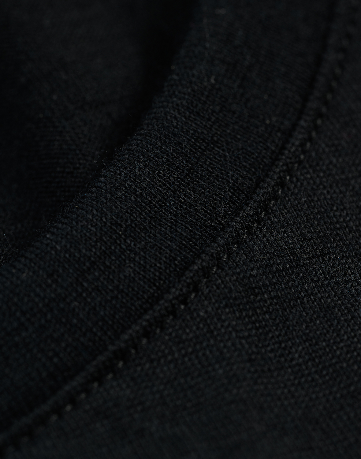 Women's merino wool cropped Tank top in Black - $65.99 - Dilling