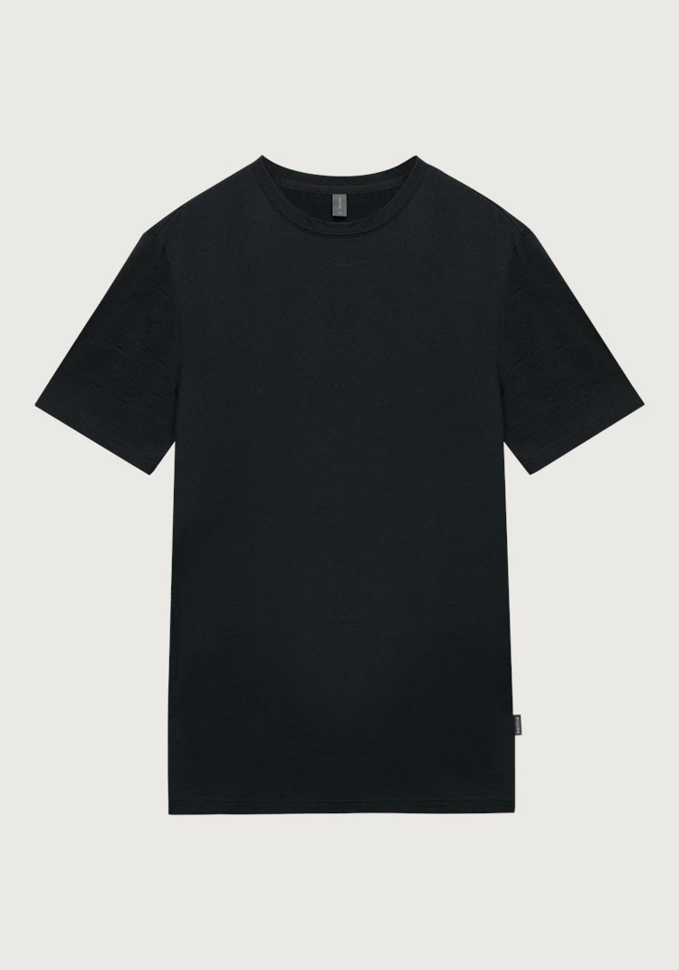 T-shirt with loose fit