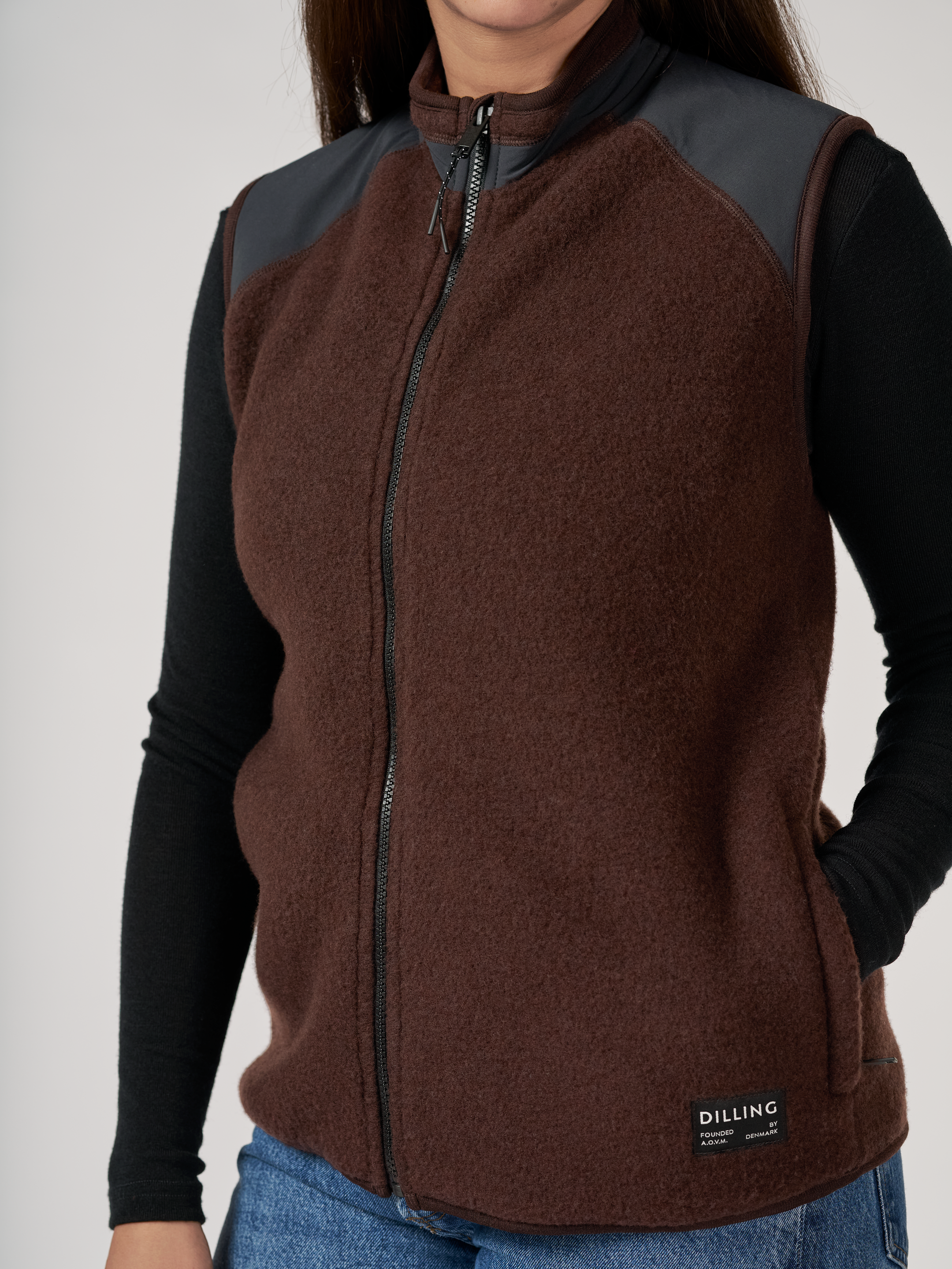 Vest 4