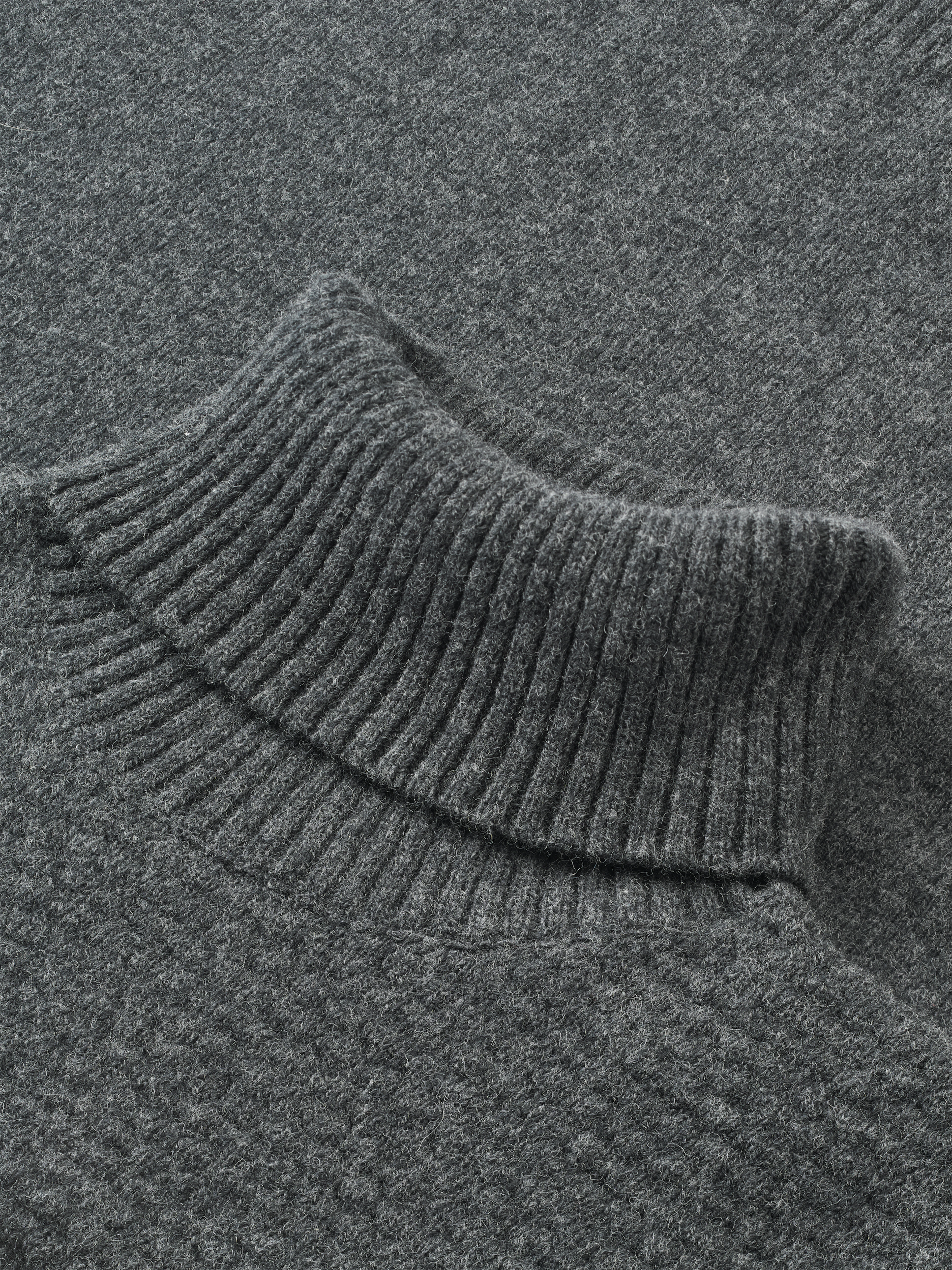 Men's lambswool roll neck sweater - Free shipping - Dilling