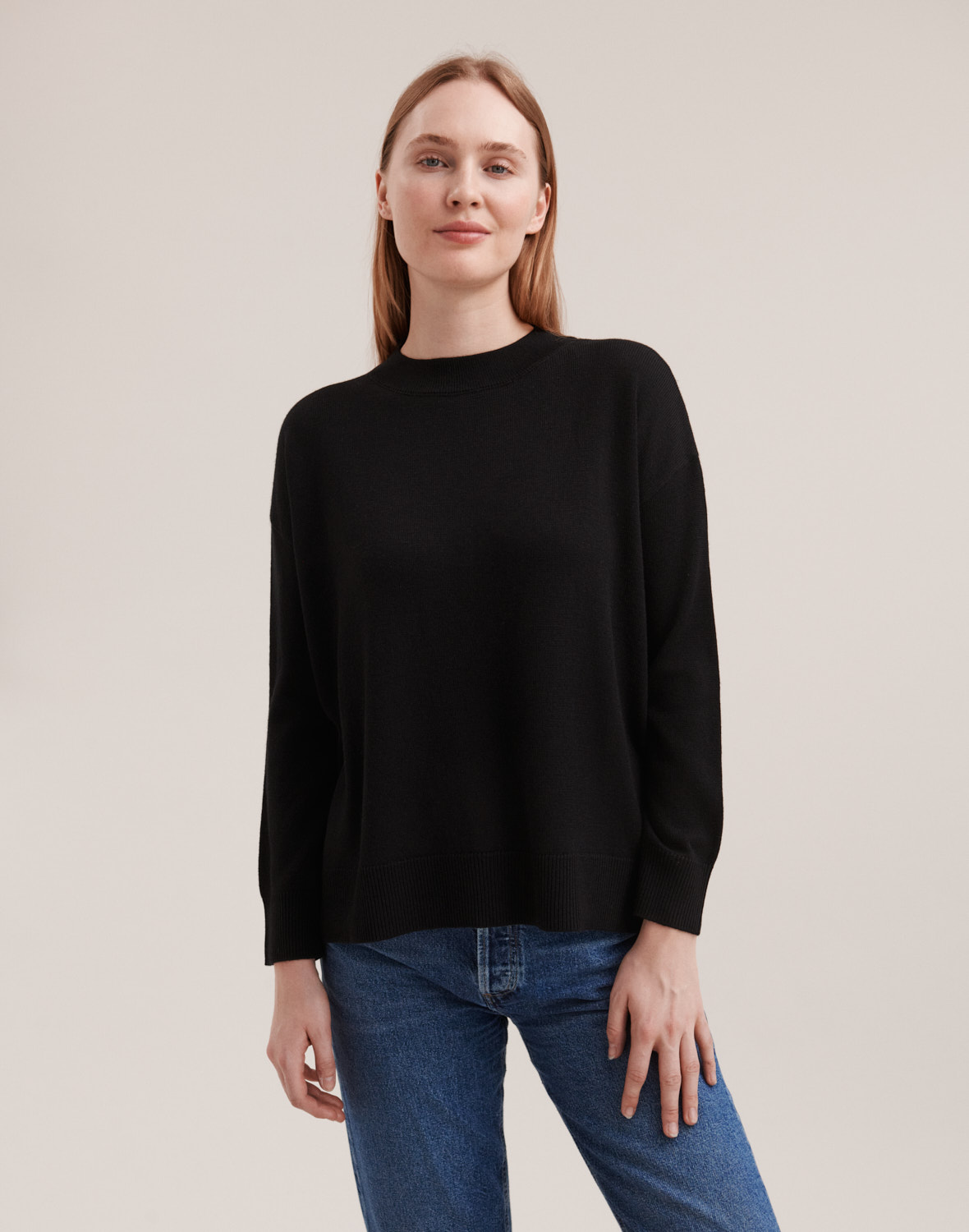 Women s merino wool boxy fit crew neck Black Dilling