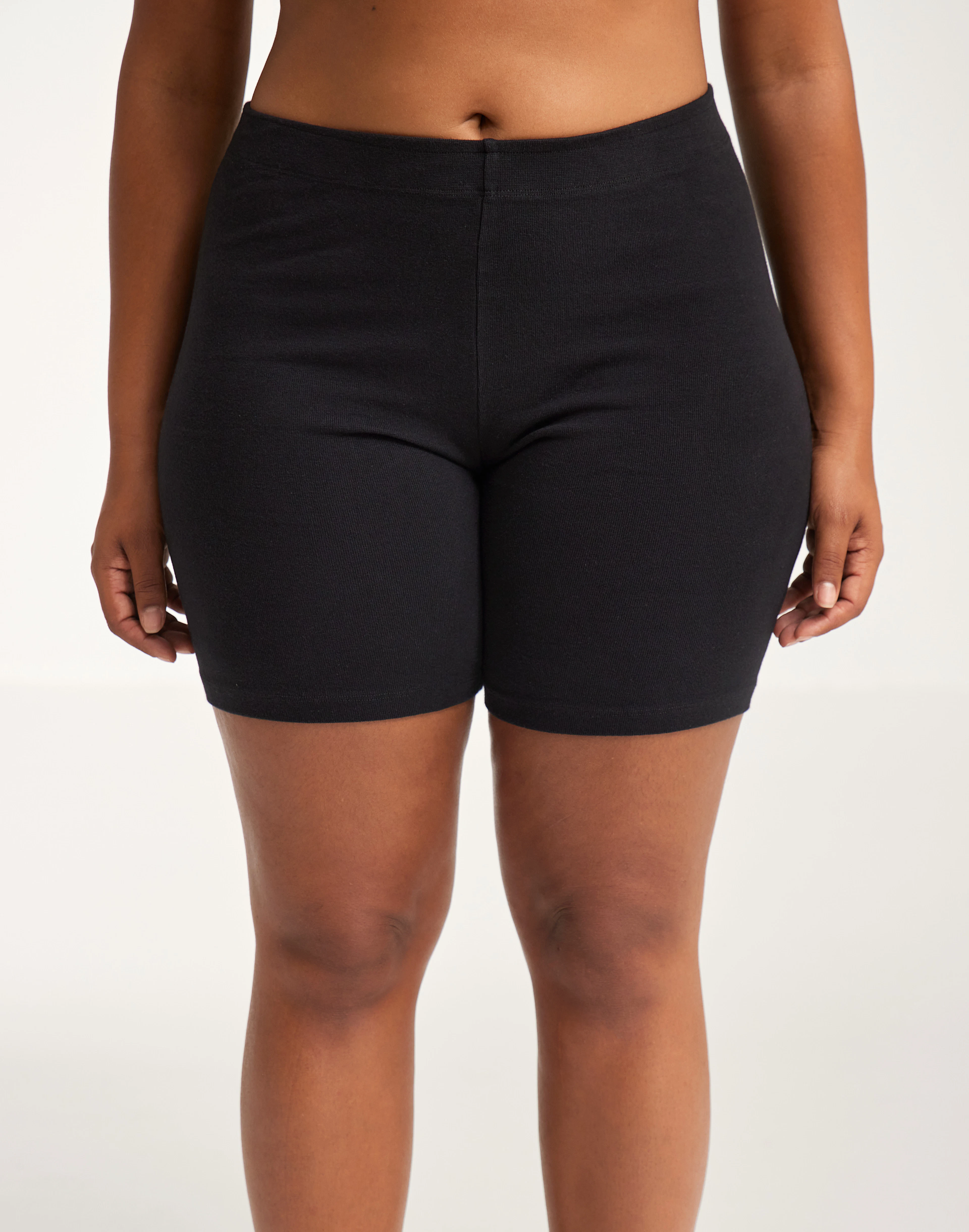 Equiline - Damen Turnier - Kurzfrack Dreda Short schwarz Größe 40
